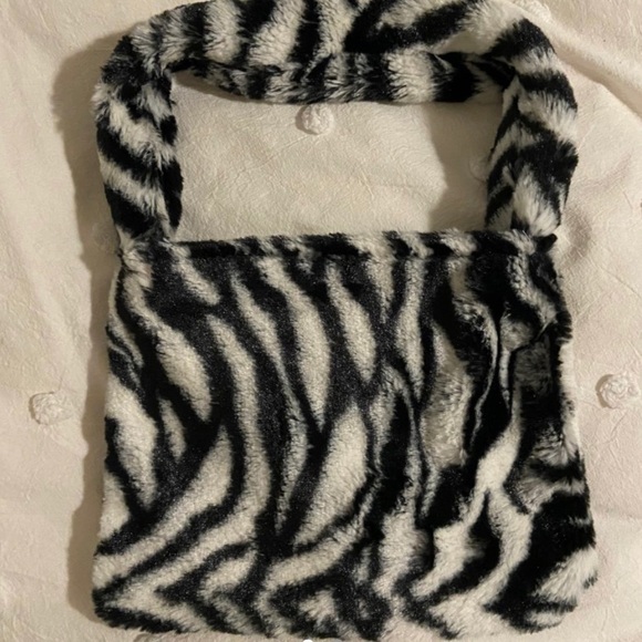 Zebra Fuzzy Bag - Picture 1 of 1